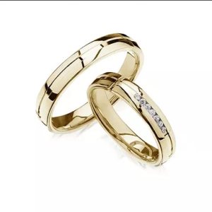 Pareja de Alianzas Oro