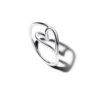 Anillo Corazón Pequeño Forma Orgánica en Plata de Ley 193088C05