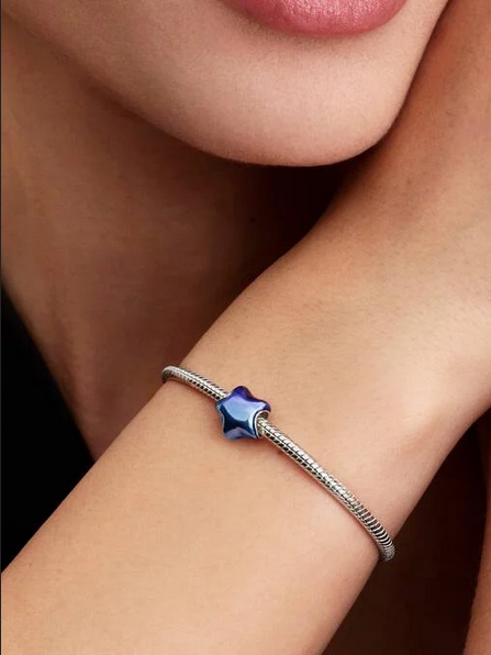 Charm Estrella Azul Plata de Ley 794382C01 Unicef x Pandora - Imagen 3