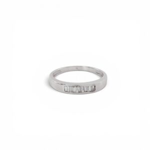 Anillo Oro Blanco 18k Fila de Diamantes en Baguette